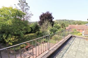 Photo 33- click for photo gallery